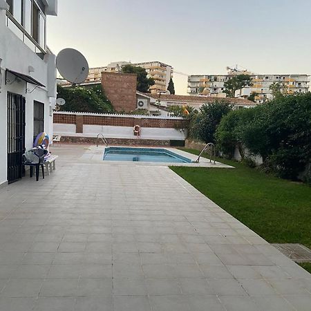Love Rent4 Malaga Yolamar ベナルマデナ エクステリア 写真