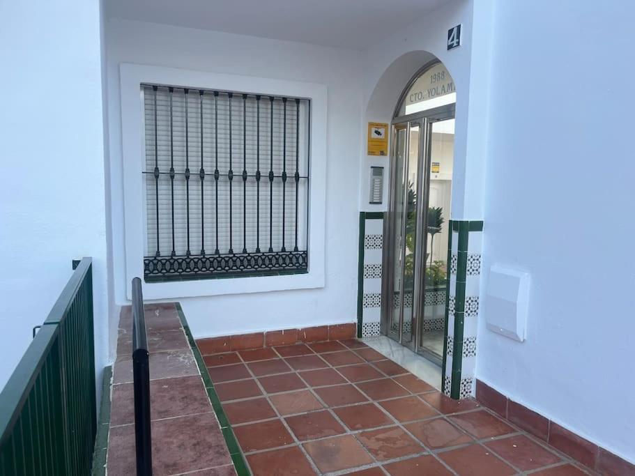 Love Rent4 Malaga Yolamar ベナルマデナ エクステリア 写真